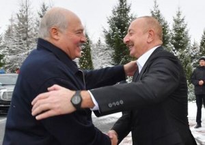 Lukaşenko İlham Əliyevi təbrik etdi