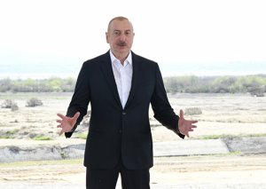 Prezident Ağdamda açılışda iştirak etdi