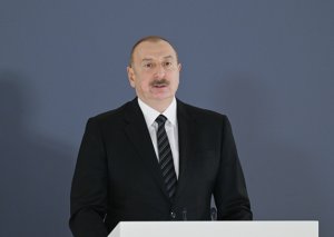 İlham Əliyev Tiranada Zirvə toplantısında iştirak edir