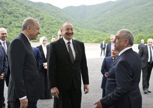 Prezidentlər Kəlbəcər-Laçın avtomobil yolunda - Fotolar