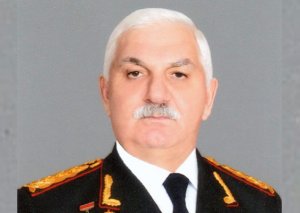 Bəylər Eyyubov PTX-nin rəisi vəfizəsindən çıxarıldı - Bu posta gətirildi