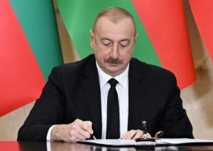 Prezident İlham Əliyev bu şəxsləri TƏLTİF ETDİ