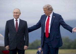 Tramp Putinlə görüşünü niyə ləğv etdiyini açıqladı
