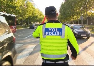 Yol polisi sürücülərə müraciət etdi