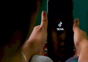 Tiktokda yardım toplayan arvadını söydü, HƏBS OLUNDU