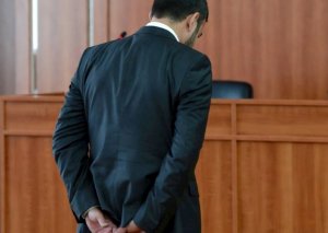 Bakıda oğul anasını döydü - "Arvadımı niyə qarğayırsan?"