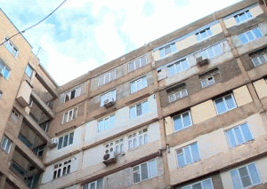 Bakıda qadın 9-cu mərtəbədən yıxılıb öldü