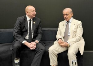 İlham Əliyev Şahbaz Şəriflə görüşdü- FOTOLAR