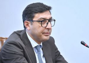 Nazir özünə yeni müşavir təyin etdi - Foto