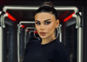 "Toyumda Röya Ayxan təbrik yazırsa, siz KİMSİNİZ?"