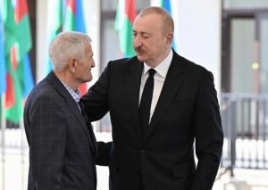 “İlham Əliyev özü də mənimlə birgə kövrəldi” -