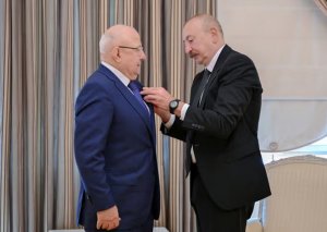 Prezident Qurban Qurbanova “Dostluq” ordenini təqdim etdi - FOTOLAR