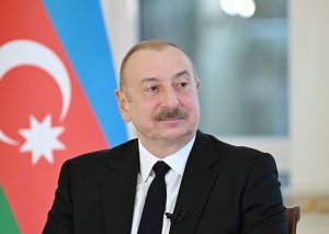 Prezident həmkarını təbrik etdi