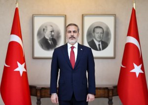 Hakan Fidan Bakıdadır - YENİLƏNDİ
