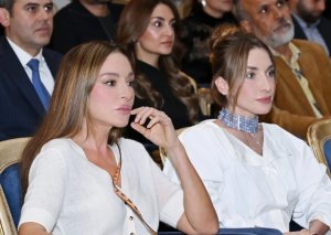 Mehriban Əliyeva "Qağayı" tamaşasının təqdimatında iştirak edib