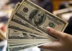 Dollar bahalaşmağa davam edir