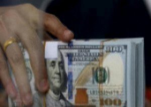 Dolların qiyməti dəyişmədi