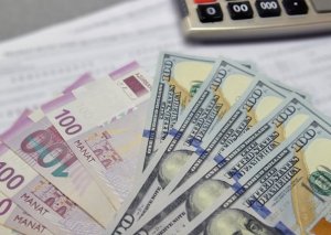 Dollar və manatın bugünkü -