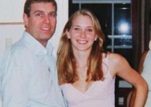 Kral ailəsi ilə Klintonun adı seks qalmaqalında