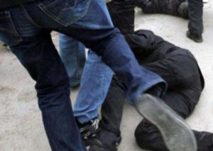 Gədəbəydə bir qrup şəxs qızıl mədəninin işçisinə hücum edib