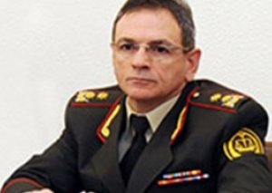 Mədət Quliyev öldürülən məhkumun bacısı ilə görüşdü