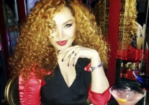 Teleaparıcı: "Saçım məni çox cazibədar və ehtiraslı göstərir"