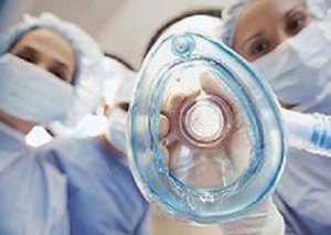 Bakıda peşəkar boksçu bıçaqlandı