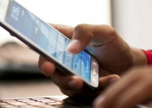 Mobil operatorlar 610 mln. manatdan çox gəlir əldə edib