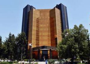Mərkəzi Bankın banklardan manat istəməsinin pərdəarxası...