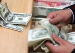Bu gün dolların rəsmi məzənnəsi 1,70 həddini keçəcək