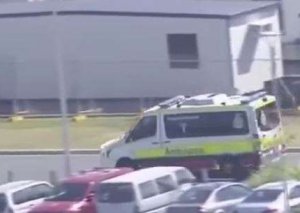 Qadın şou göstərdiyi zaman 5 metr hündürlükdən yıxıldı -