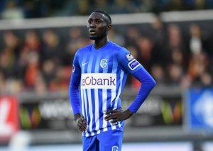 “Genk”in yarımmüdafiəçisi “Lester”də