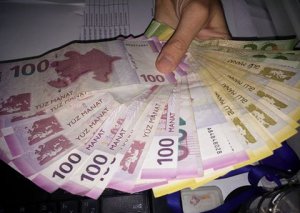 Bağlanan 10 bankın əmanətçilərinə ödənilən məbləğ