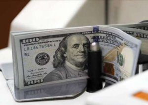 Çinlə ABŞ arasındakı insident dolları ucuzlaşdırıb