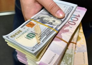Dollar BAHALAŞDI