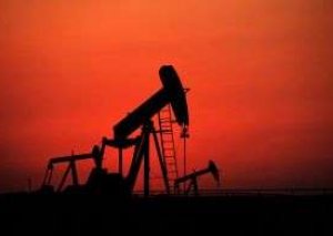 OPEC və ABŞ-ın statistikası nefti bahalaşdırır