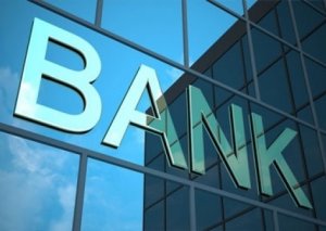 Maliyə Bazarlarına Nəzarət Palatası daha hansı bankları bağlatdıracaq?