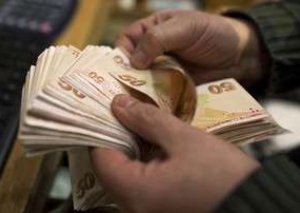 Türkiyədə dolların məzənnəsi yenidən 3,9 lirəni ötüb