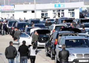 Maşın bazarında süni tələb formalaşdırırlar -