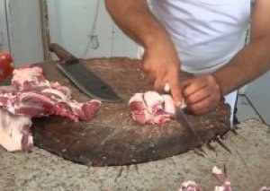 Bakıdakı ət dükanlarında reyd keçirilib