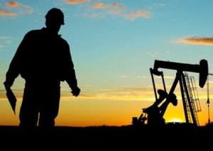 "Brent" markalı neft dünya bazarlarında 63 dollardan yuxarı satılır