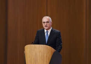 Bu il qeyri-neft sektoru uğurla inkişaf edib