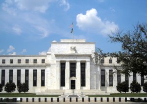 FED bu il uçot dərəcəsini planlaşdırılandan daha çox artıra bilər