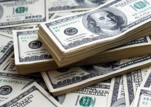 Dünya dollardan imtina isterikasında