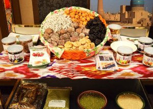 Azərbaycanda Özbəkistan Ticarət Evi açılacaq