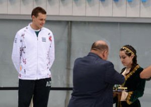 Azərbaycan üzgüçüsü dünya kubok yarışlarında qızıl medal qazanıb