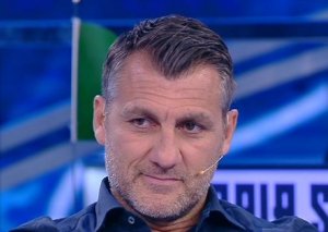 “İndi hücumçu olmaq üçün ancaq “İnstaqram” lazımdır”