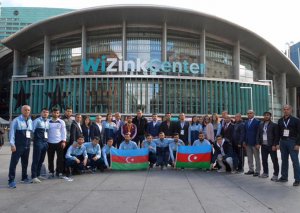 Karateçilərimiz dünya çempionatını üç medalla başa vurublar