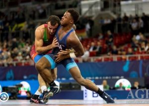 Azərbaycanın daha 3 güləşçisi dünya çempionatında medal qazanıb