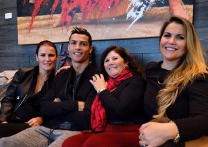"Futbol dünyası mafiya və pula görə xəstələnib"